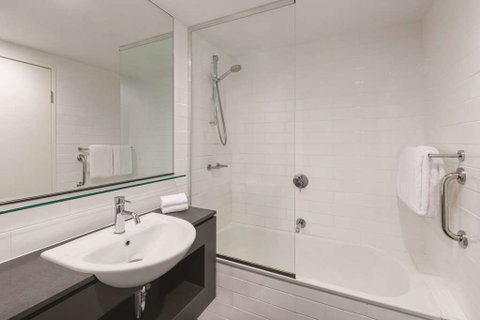 Vibe Hotel Darwin Waterfront - Lismore Accommodation 5