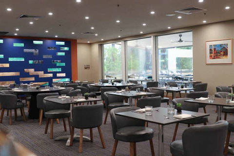 DoubleTree by Hilton Esplanade Darwin - Lismore Accommodation 12