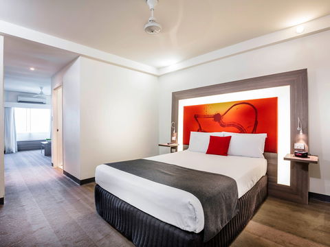 Novotel Darwin Atrium - Lismore Accommodation 4
