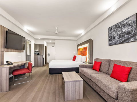 Novotel Darwin Atrium - Lismore Accommodation 5