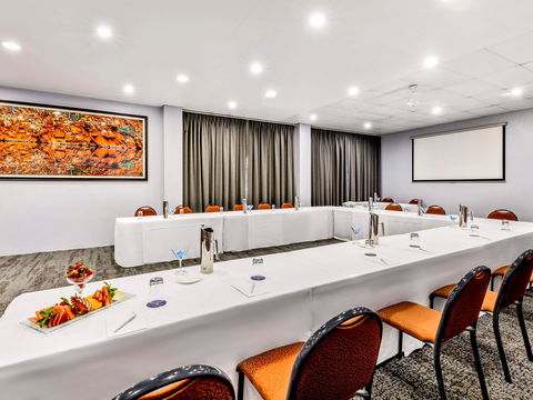 Novotel Darwin Atrium - Lismore Accommodation 10