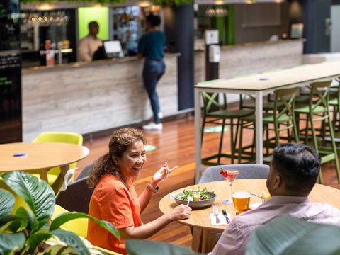 Novotel Darwin Atrium - Lismore Accommodation 13