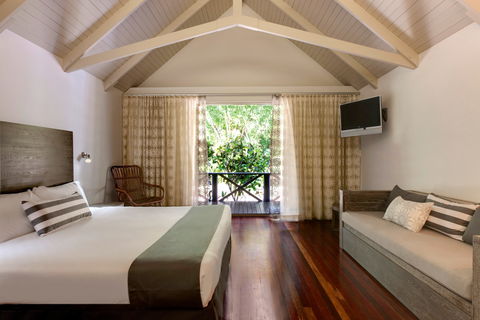 Hamilton Island Palm Bungalows - Lismore Accommodation 0