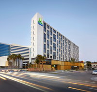 Holiday Inn Express Sydney Airport - Lismore Accommodation
