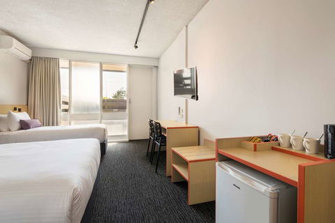 Nightcap At Waltzing Matilda Hotel - Lismore Accommodation 3
