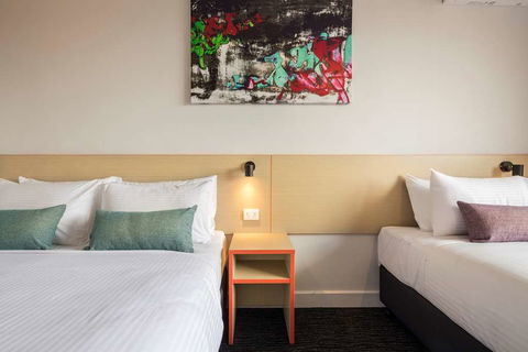 Nightcap At Waltzing Matilda Hotel - Lismore Accommodation 4