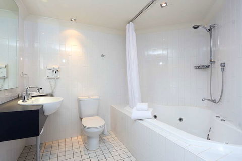 Brisbane International - Virginia - Lismore Accommodation 5