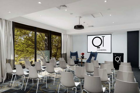 QT Canberra - Lismore Accommodation 7