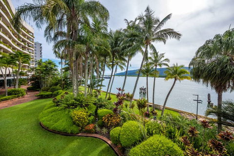Hilton Cairns - Lismore Accommodation 1