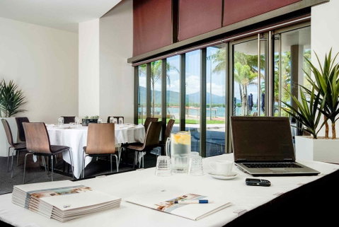 Sebel Cairns Harbour Lights - Lismore Accommodation 9