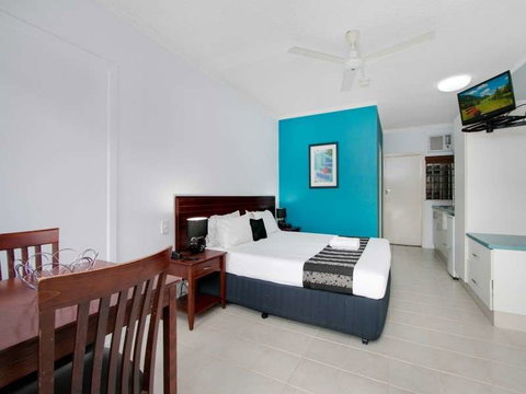 Cairns City Palms - Lismore Accommodation 11