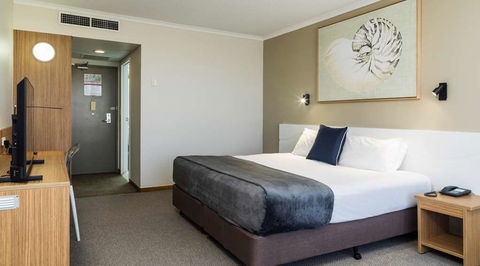 Pacific Hotel Cairns - Lismore Accommodation 7