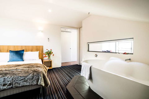 Salamanca Wharf Hotel - Lismore Accommodation 2