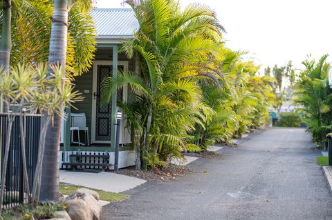 Barney Beach Accommodation Centre - Lismore Accommodation 0