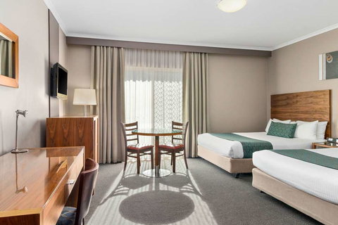 Quality Hotel Dickson - Lismore Accommodation 1