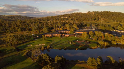 Country Club Tasmania - Lismore Accommodation 1