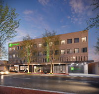 Holiday Inn Dandenong - Lismore Accommodation