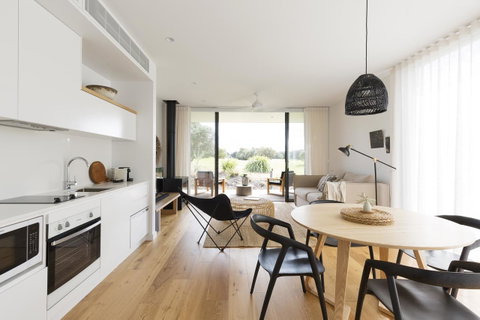 Bangalay Luxury Villas - Lismore Accommodation 1