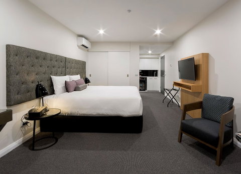 Avenue Hotel Canberra - Lismore Accommodation 3