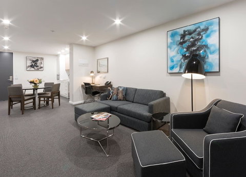 Avenue Hotel Canberra - Lismore Accommodation 2