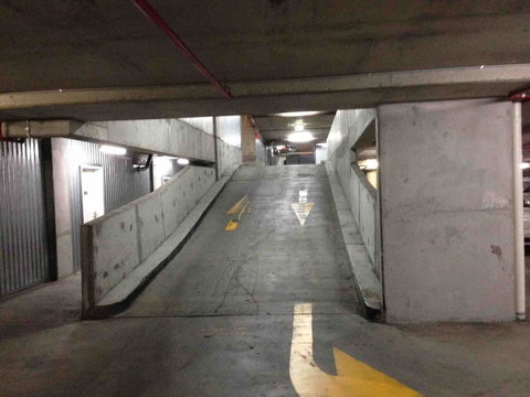 Spacious 1BR Stylish New Acton Apartment +Parking - Lismore Accommodation 15