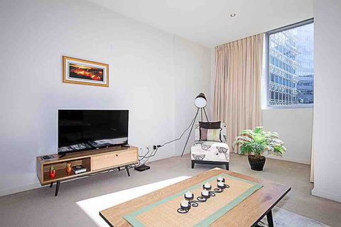 Spacious 1BR Stylish New Acton Apartment +Parking - Lismore Accommodation 0