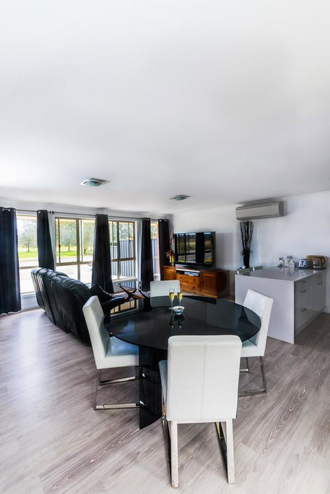 Lure Bed And Breakfast - Lismore Accommodation 1