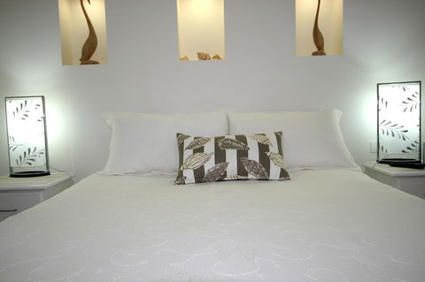 Mollymook Beach Waterfront - Lismore Accommodation 6