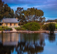 Stonewell Cottages and Vineyards - Lismore Accommodation