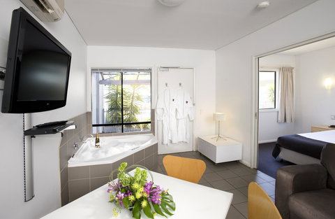 Majestic Oasis Apartments - Lismore Accommodation 14