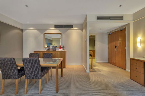 Stamford Plaza Adelaide - Lismore Accommodation 33