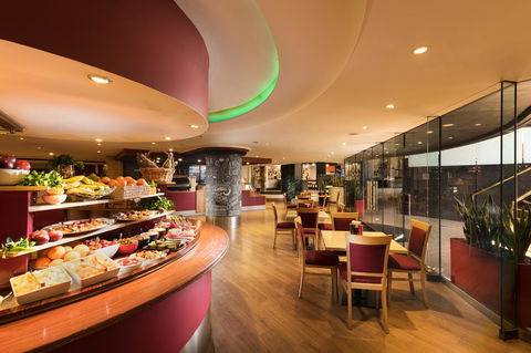 Stamford Plaza Adelaide - Lismore Accommodation 3
