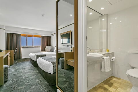 Stamford Plaza Adelaide - Lismore Accommodation 34