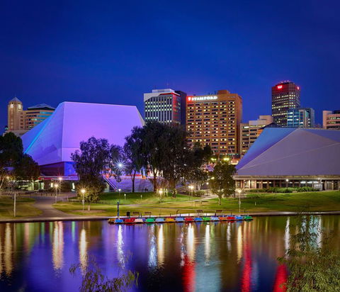 Stamford Plaza Adelaide - Lismore Accommodation 0