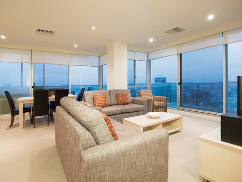 Oaks Glenelg Liberty Suites - Lismore Accommodation 18