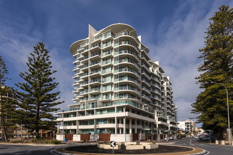 Oaks Glenelg Liberty Suites - Lismore Accommodation 0