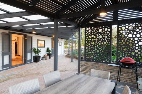 The Other House - Lismore Accommodation 13