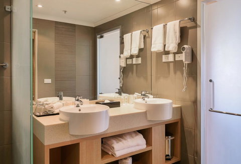 The Terrace Hotel Adelaide - Lismore Accommodation 4