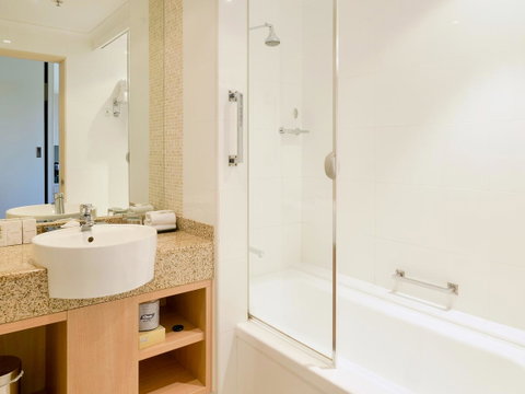 The Terrace Hotel Adelaide - Lismore Accommodation 13