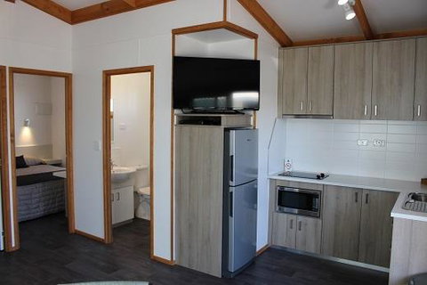 Ceduna Foreshore Caravan Park - Lismore Accommodation 11