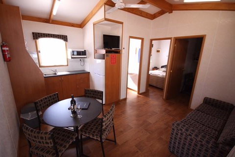 Ceduna Foreshore Caravan Park - Lismore Accommodation 37