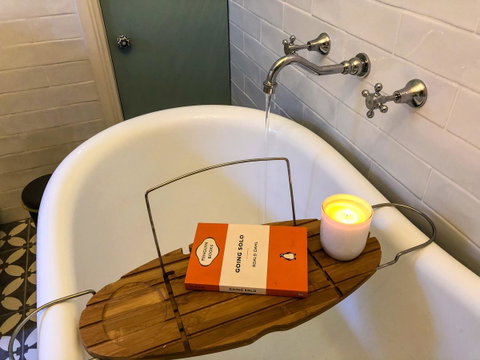 Inglenook Cottage - Lismore Accommodation 23