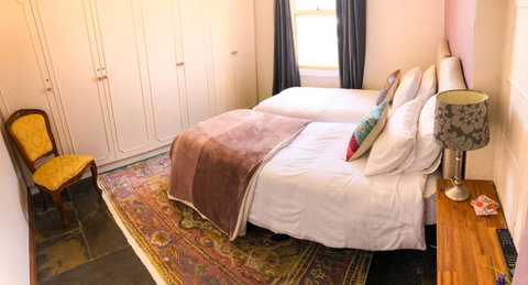 Inglenook Cottage - Lismore Accommodation 24