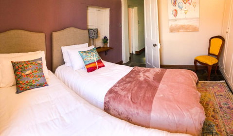 Inglenook Cottage - Lismore Accommodation 26