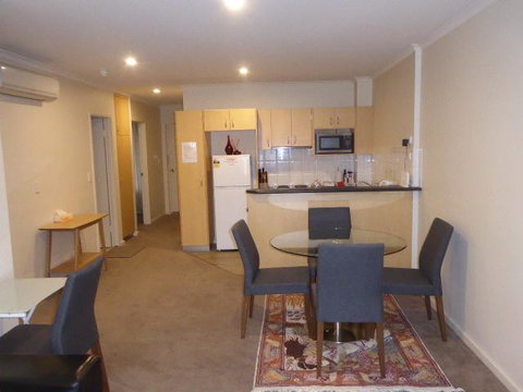 Adelaide City Apartment - 3br, 2bath & Carpark - Lismore Accommodation 7
