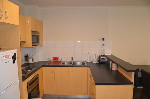 Adelaide City Apartment - 3br, 2bath & Carpark - Lismore Accommodation 5