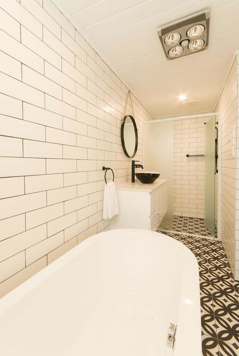 The Manor Basket Range - Lismore Accommodation 1