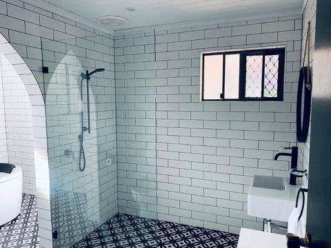 The Manor Basket Range - Lismore Accommodation 10