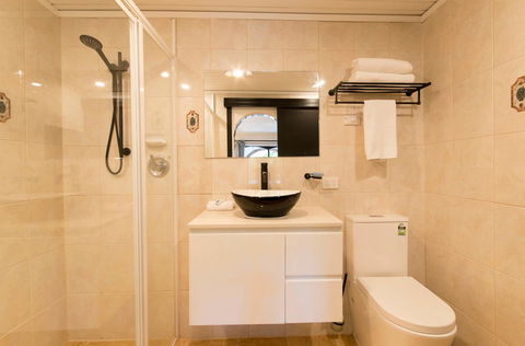 The Manor Basket Range - Lismore Accommodation 6