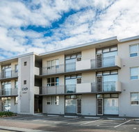 Glenelg Holiday Apartments - Corfu - Lismore Accommodation